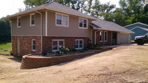 landscaping-booneville-missouri-stanaway-land-designs-retaining-walls-11